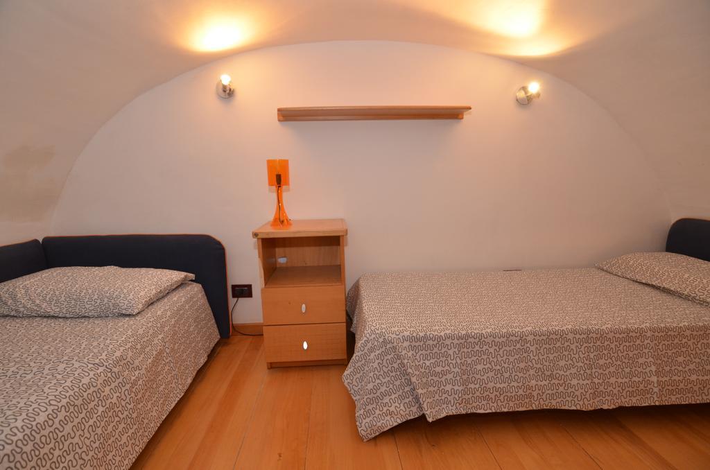 Apartment Gemmellaro Catania Room photo